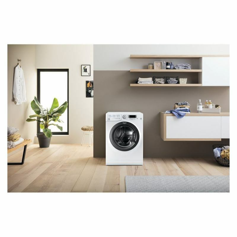 Стиральная машина узкая Hotpoint VMSD 622 ST B