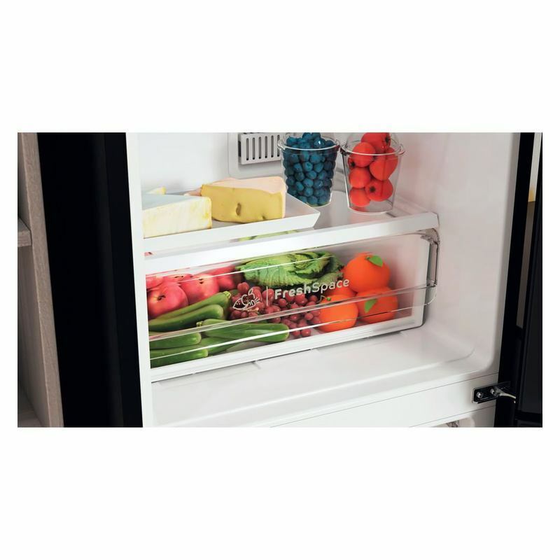 Холодильник Indesit ITS 4200 B Черный
