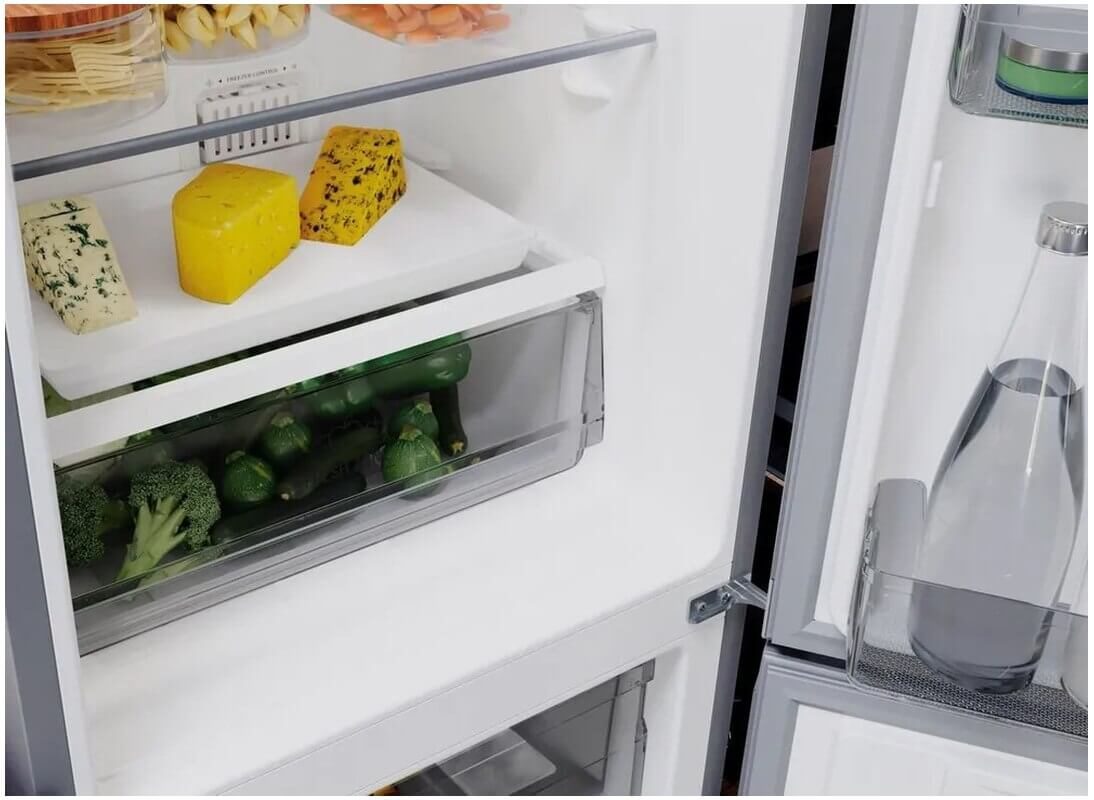 Холодильник Hotpoint HT 4200 S серебристый
